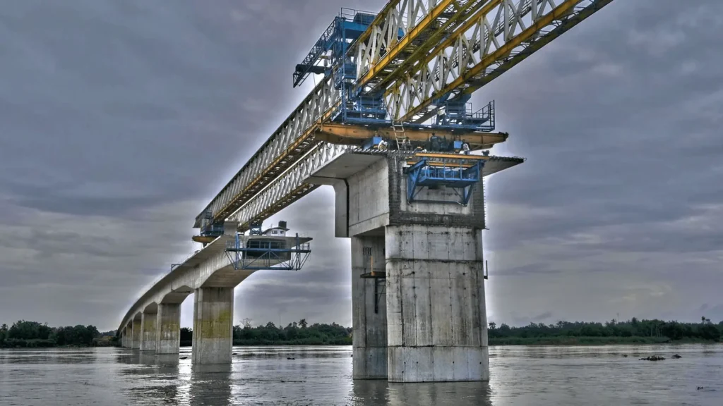 team_group-patani-bridge-bg.webp
